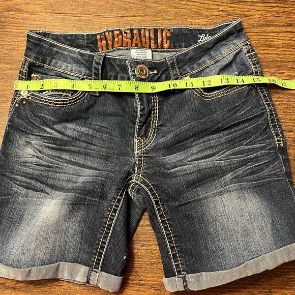 Hydraulic Lola denim shorts size 5/6 - Picture 3 of 9